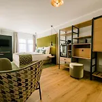 Weinhotel Freylich Zahn Отель 4*