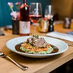 Weinhotel Freylich Zahn 4*