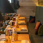 Отель Weinhotel Freylich Zahn 4*