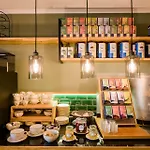 Отель Weinhotel Freylich Zahn
