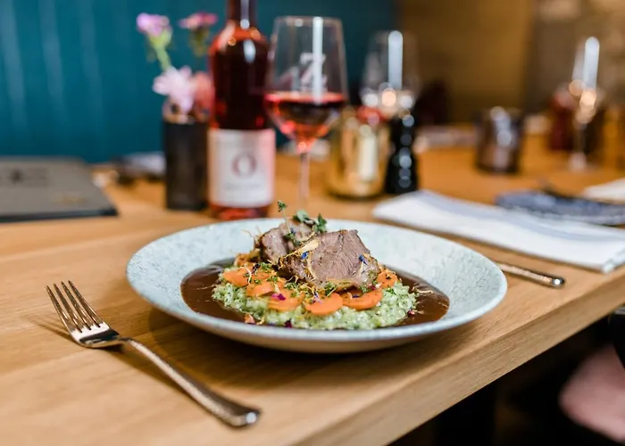 Weinhotel Freylich Zahn 4*