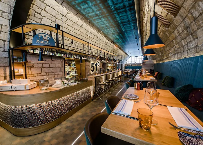 Weinhotel Freylich Zahn Otel