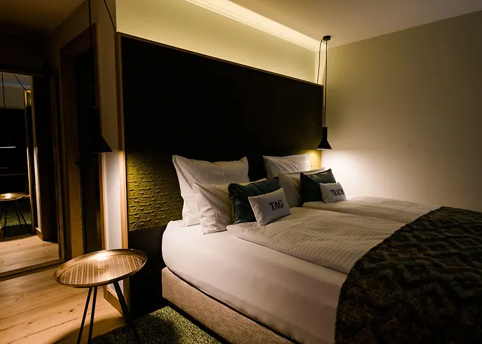 Otel Weinhotel Freylich Zahn 4*